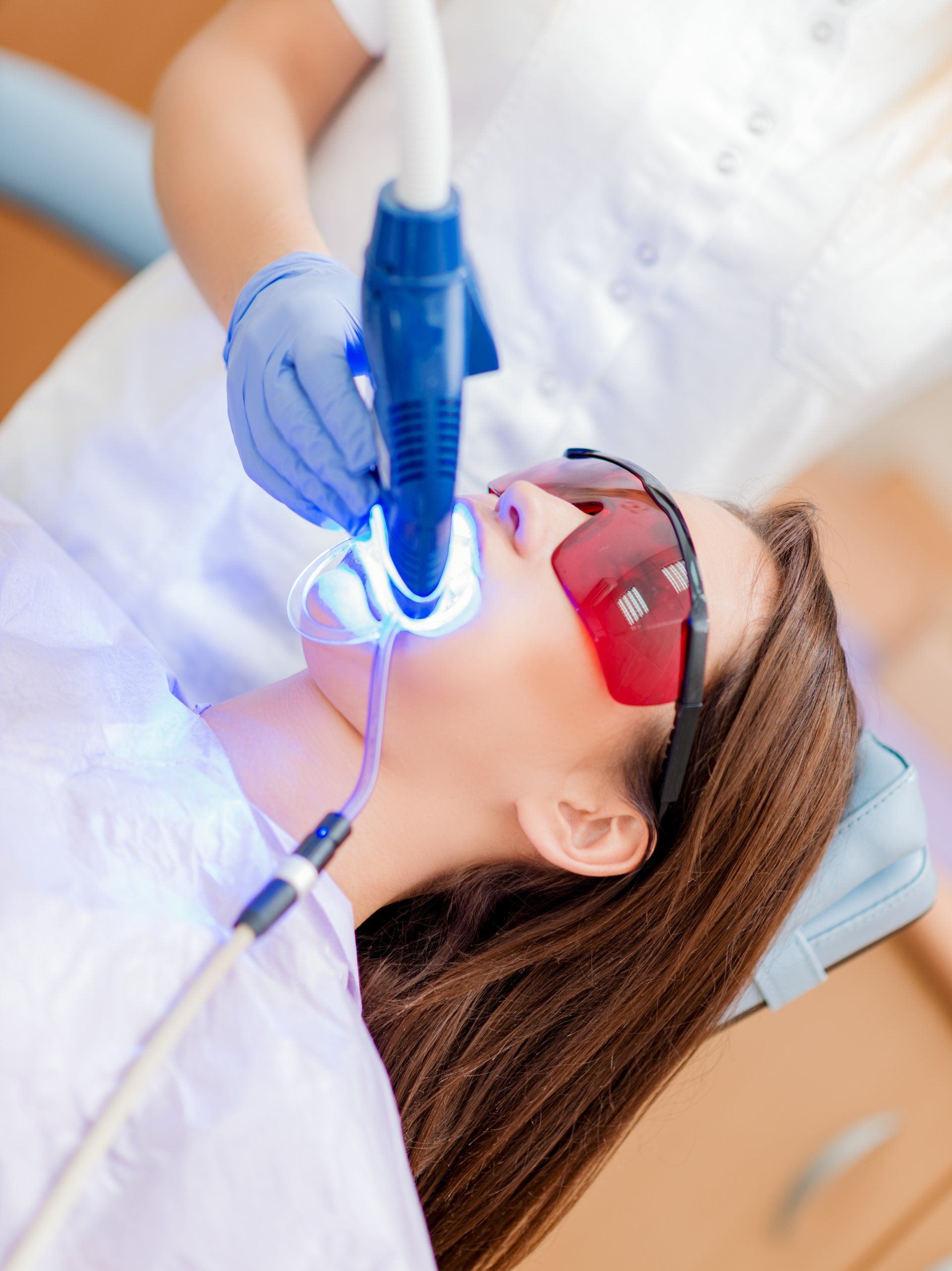 Teeth Whitening: Transform Your Smile with Ease