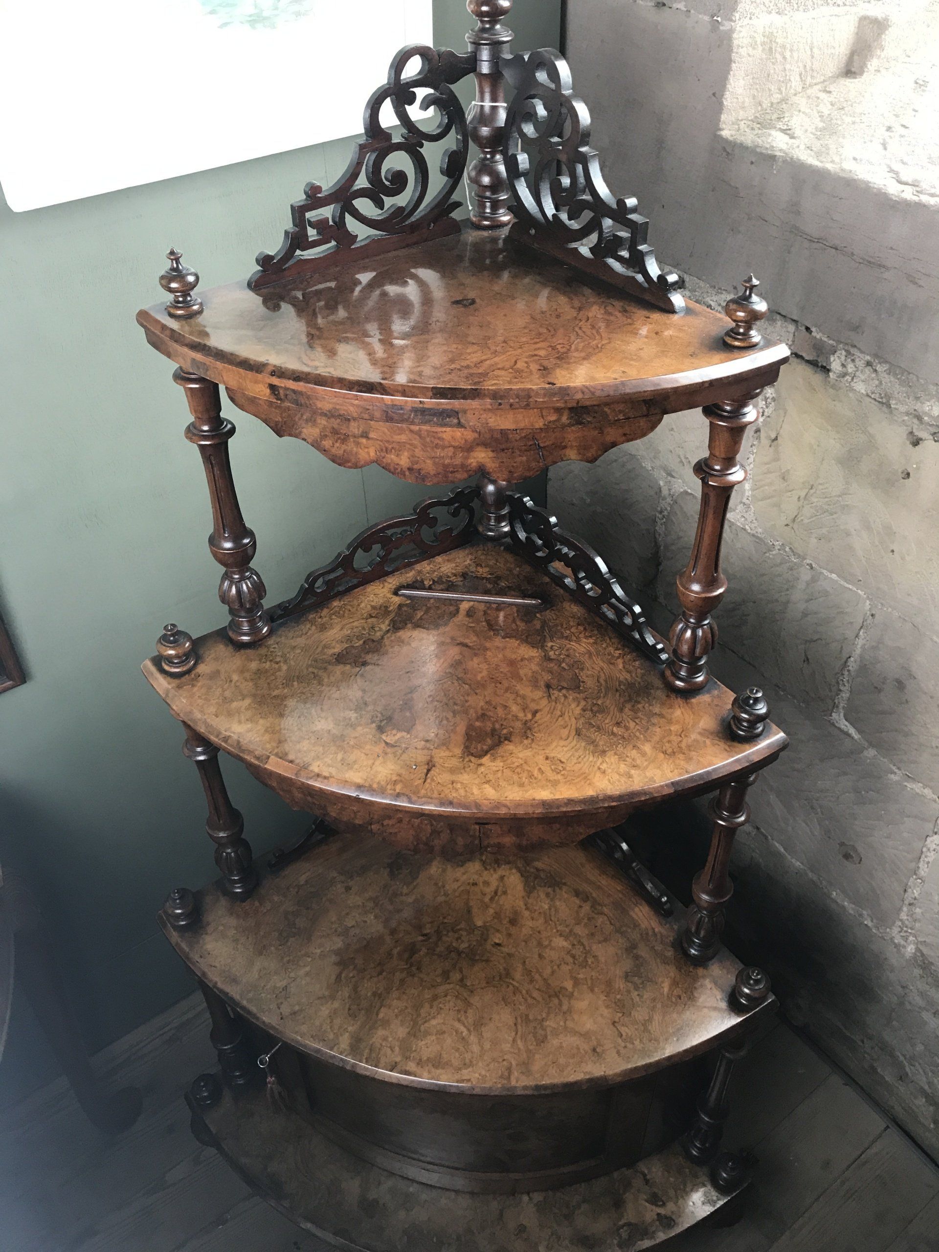 Larkin's antiques Derbyshire