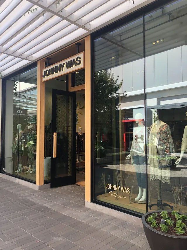 Johnny Was Store Entrance — San Diego, CA — Swinson Electric