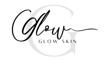 Ein schwarzweißes Logo für Glow Skin mit AG auf weißem Hintergrund.