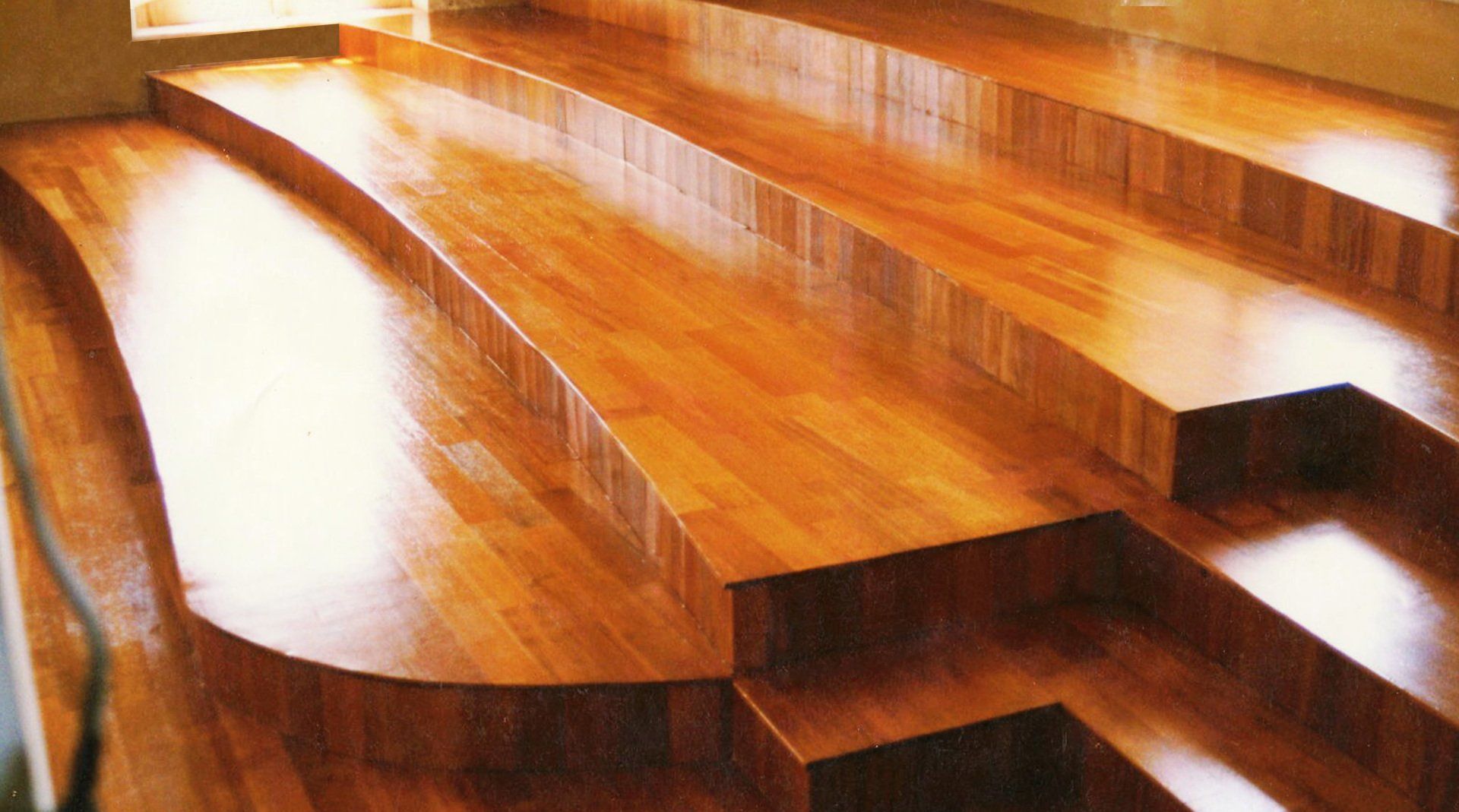 realizzazione di scale in legno