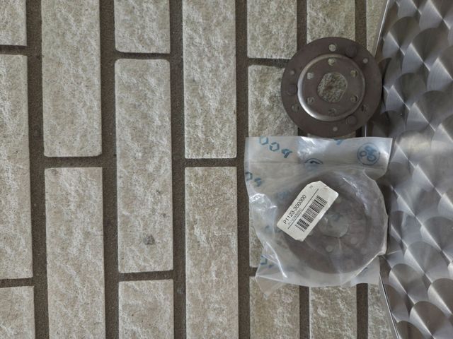 Clutch mounting plate (P1123300000)