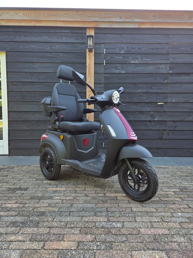 For Motion Fast One mobility scooter, 25 km/h, 20 Ah lithium battery (approx. 40 km)