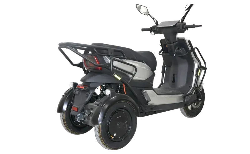 For Motion Trice three-wheel scooter, 25 km/h, 20 Ah lithium battery (approx. 40 km)