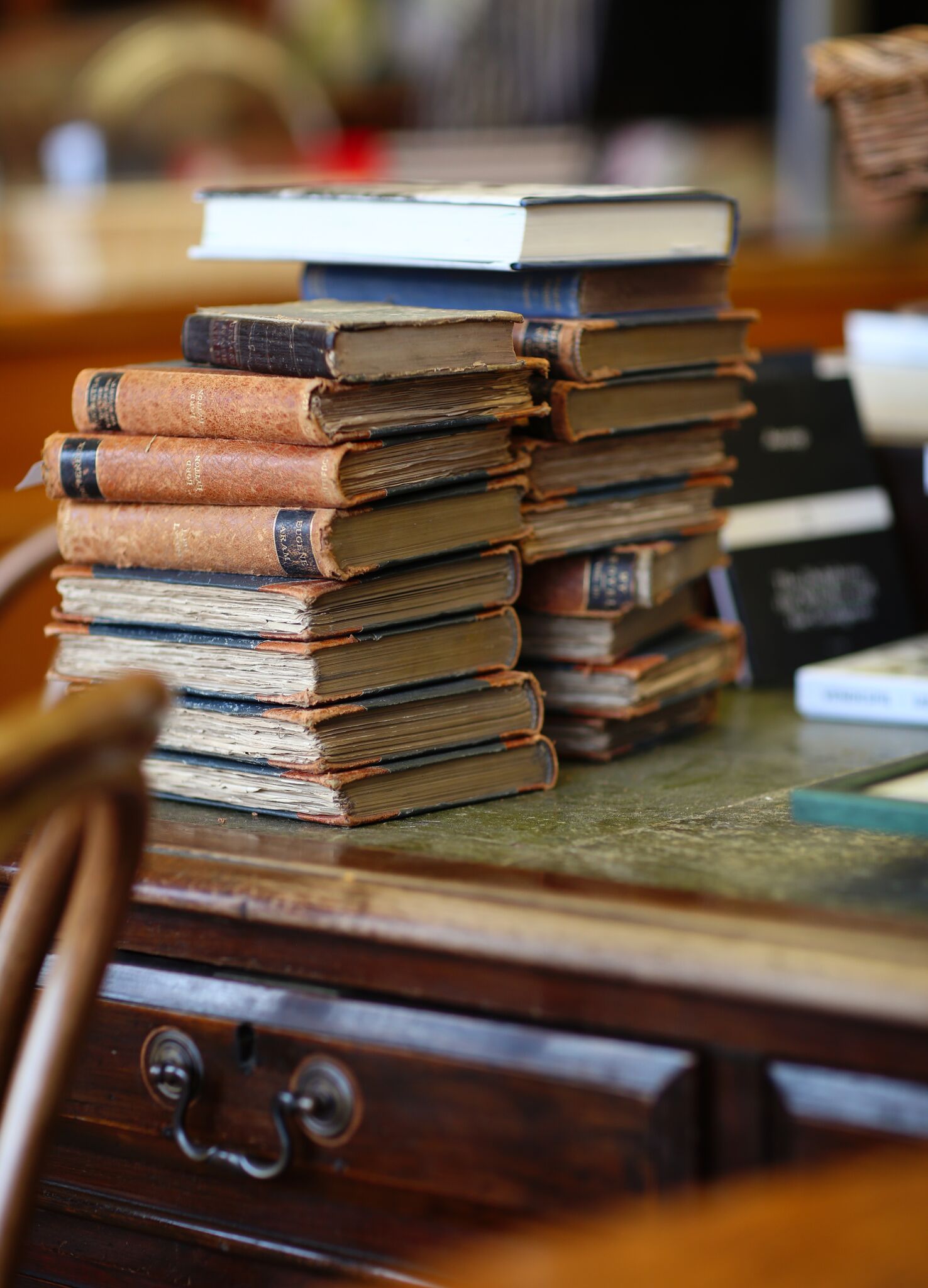 bookstore example 15