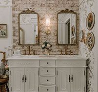 Vanity Mirror | Maryville, TN | K & L Contractors