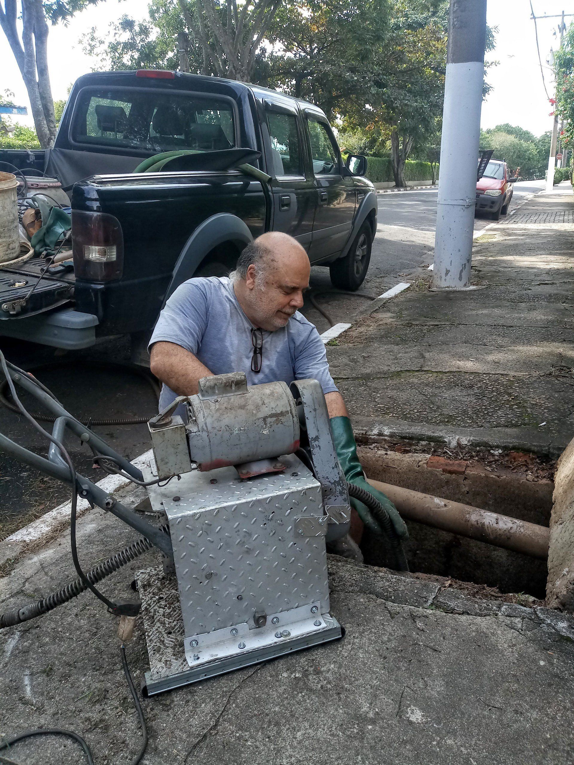 H.SERV DESENTUPIDORA DEDETIZADORA