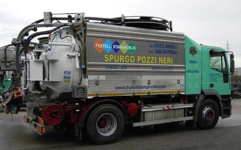 Autobotte per spurgo