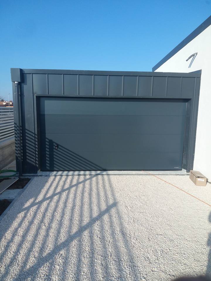 porta per garage moderno