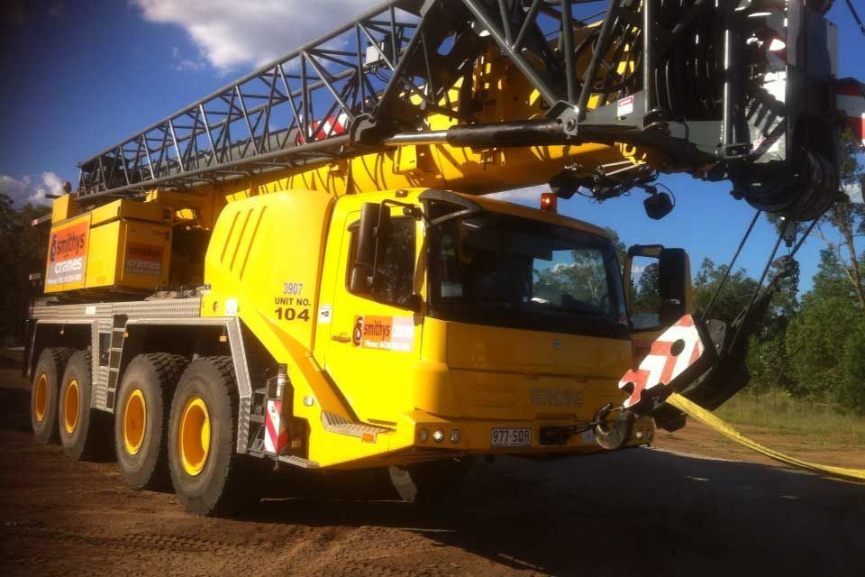 100 Ton Grove GMK-4100 Crane — Smithys Crane Hire in Trinity Beach, QLD