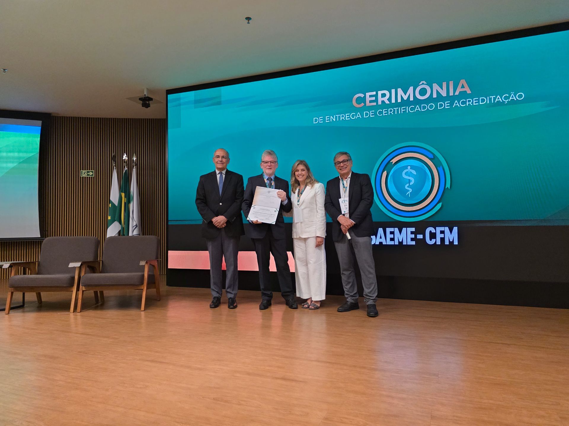 Faculdade de Medicina de Petr&oacute;polis recebe certifica&ccedil;&atilde;o de excel&ecirc;ncia do SAEME-CFM