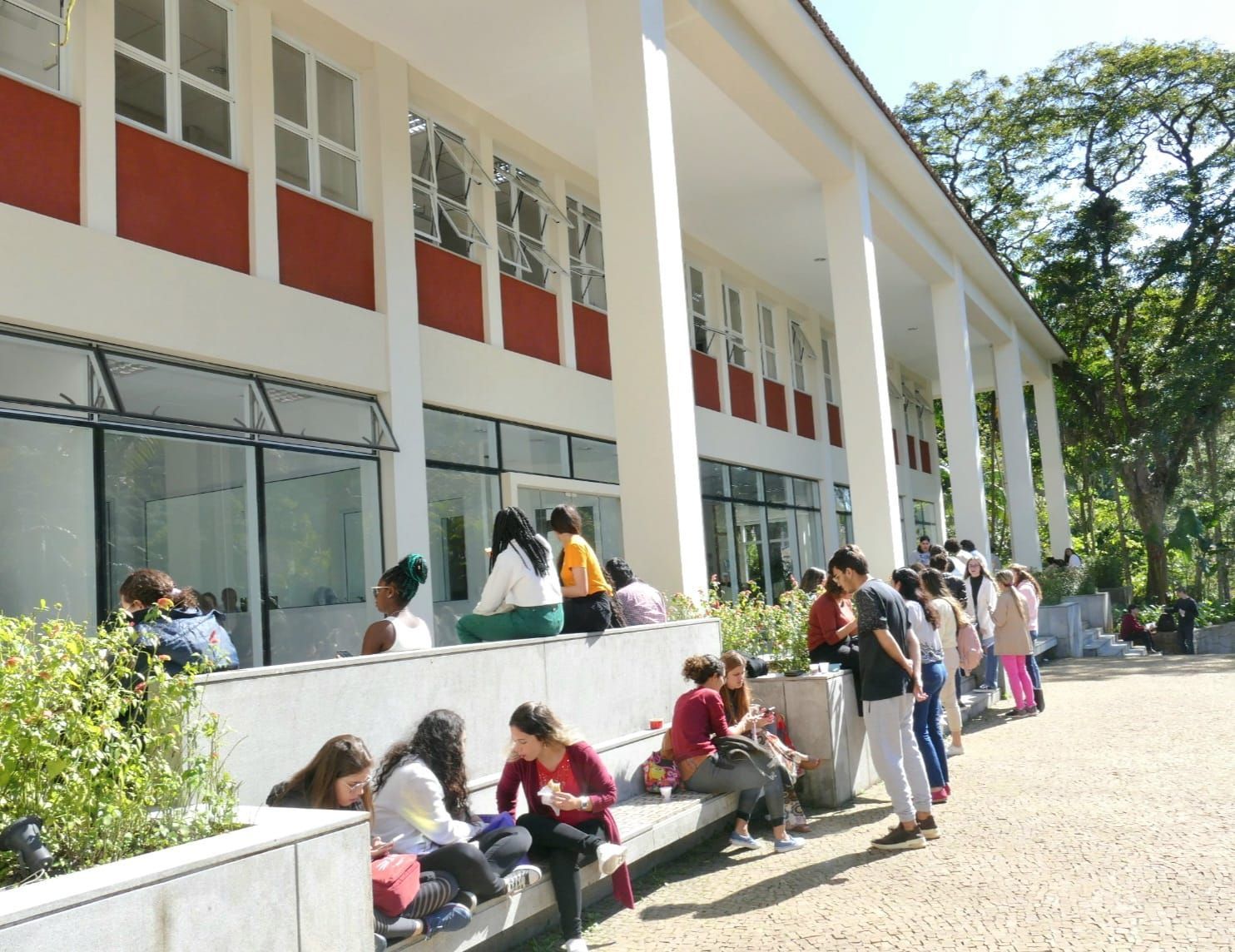 Jornada da Virada Clim&aacute;tica da UNIFASE leva debate sobre radia&ccedil;&atilde;o solar e equil&iacute;brio do clima &agrave; comunidade