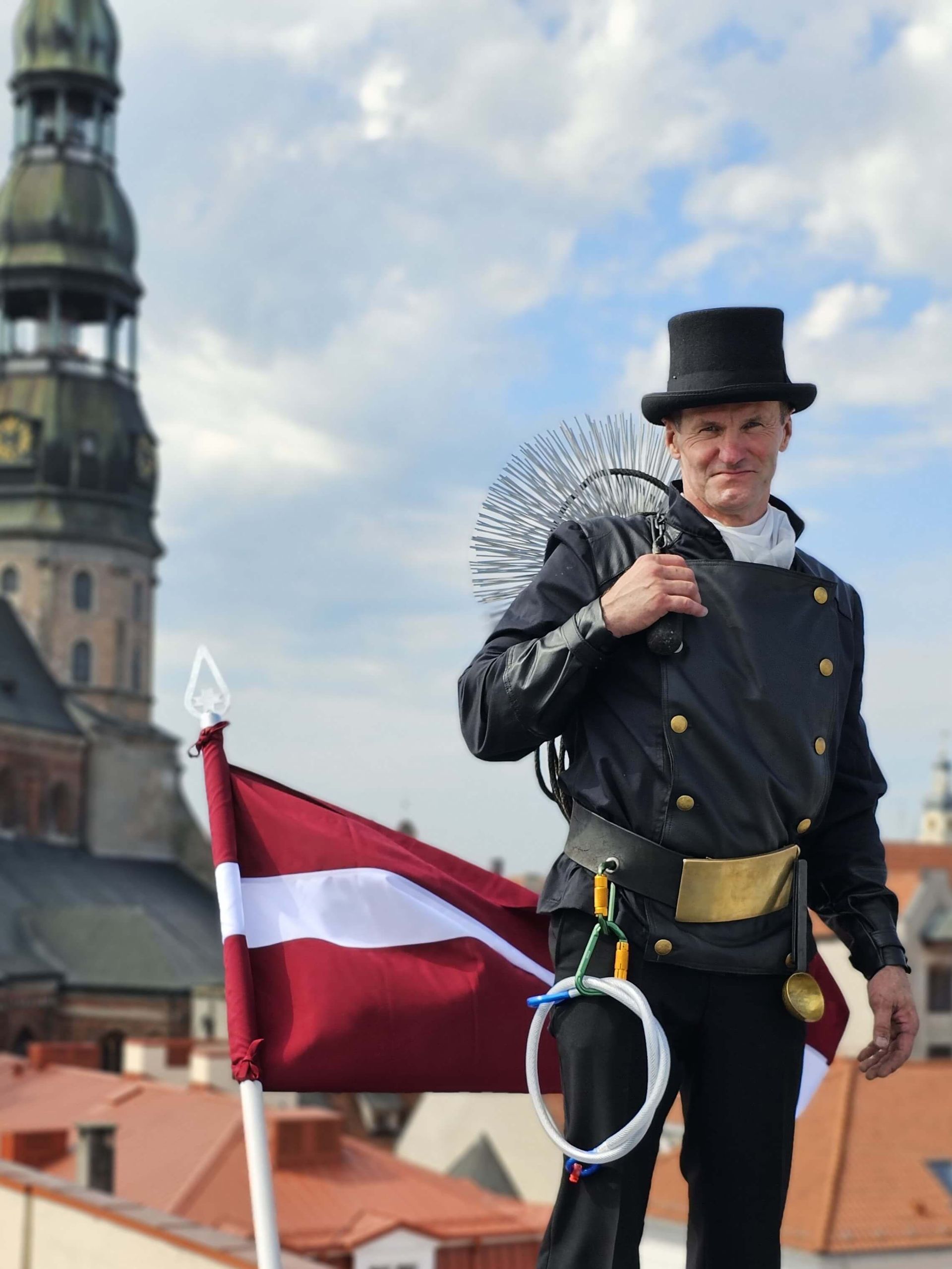 Gatis Matisons - Tīra dūmvadus, gan apkures ierīces. 