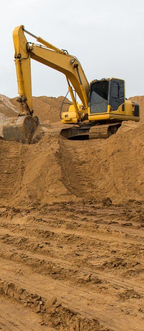 Loader Backhoe — Copp & Co Civil & Plant Hire in Mount Julian, QLD
