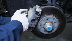 Brakes and exhausts maintenance