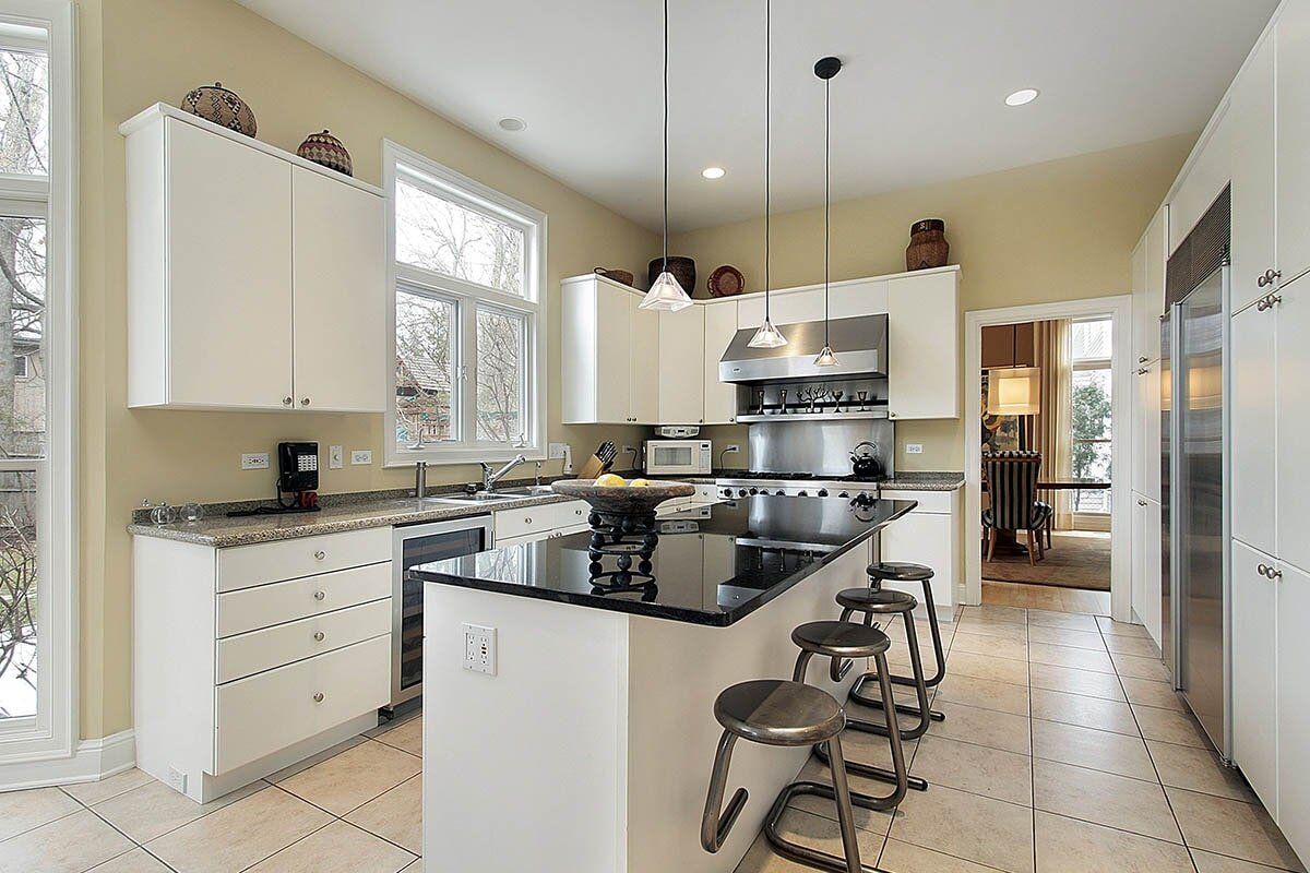 Kitchen Clearn—Kitchen Renovation in Rockhampton, QLD