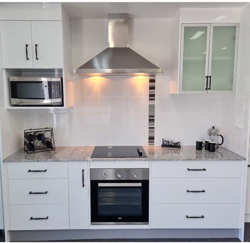 White Kitchen—Kitchen Renovation in Rockhampton, QLD