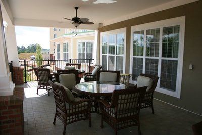 Commercial Building Covered Porch | Wishon & Carter Builders