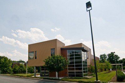 Commercial Building Front Exterior | Wishon & Carter Builders