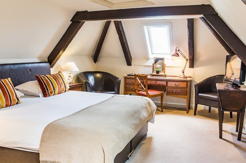 B&B Double Room Guest Accommodation Chipping Sodbury, Bristol