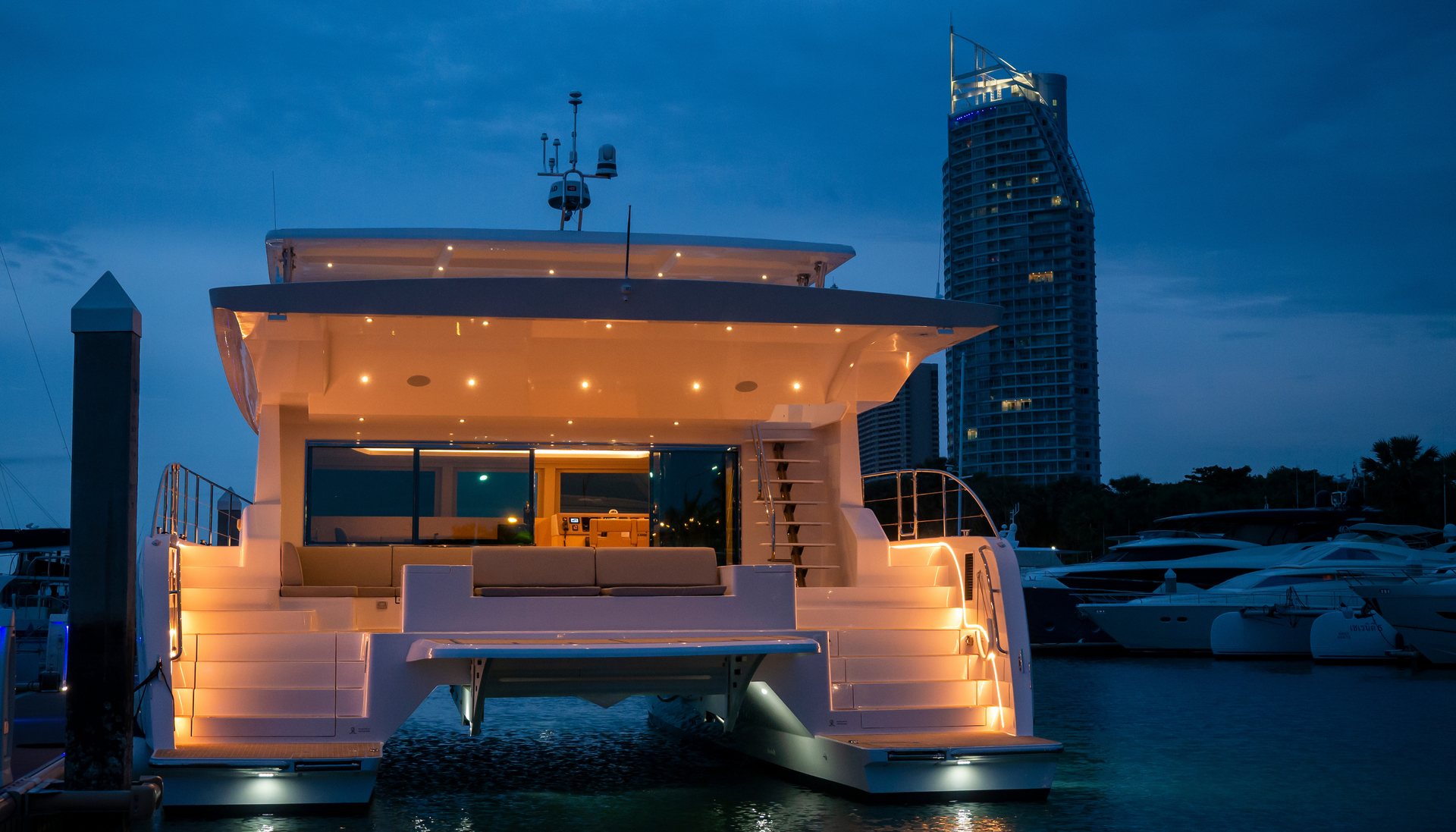 CMCE device installed on top of a Silent 60 Catamaran