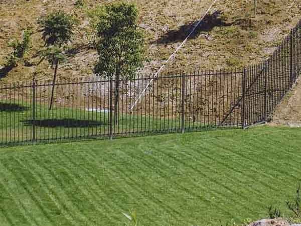 Fence Arrangement — Ste. K Santee, CA — Sam's Fencing Inc.