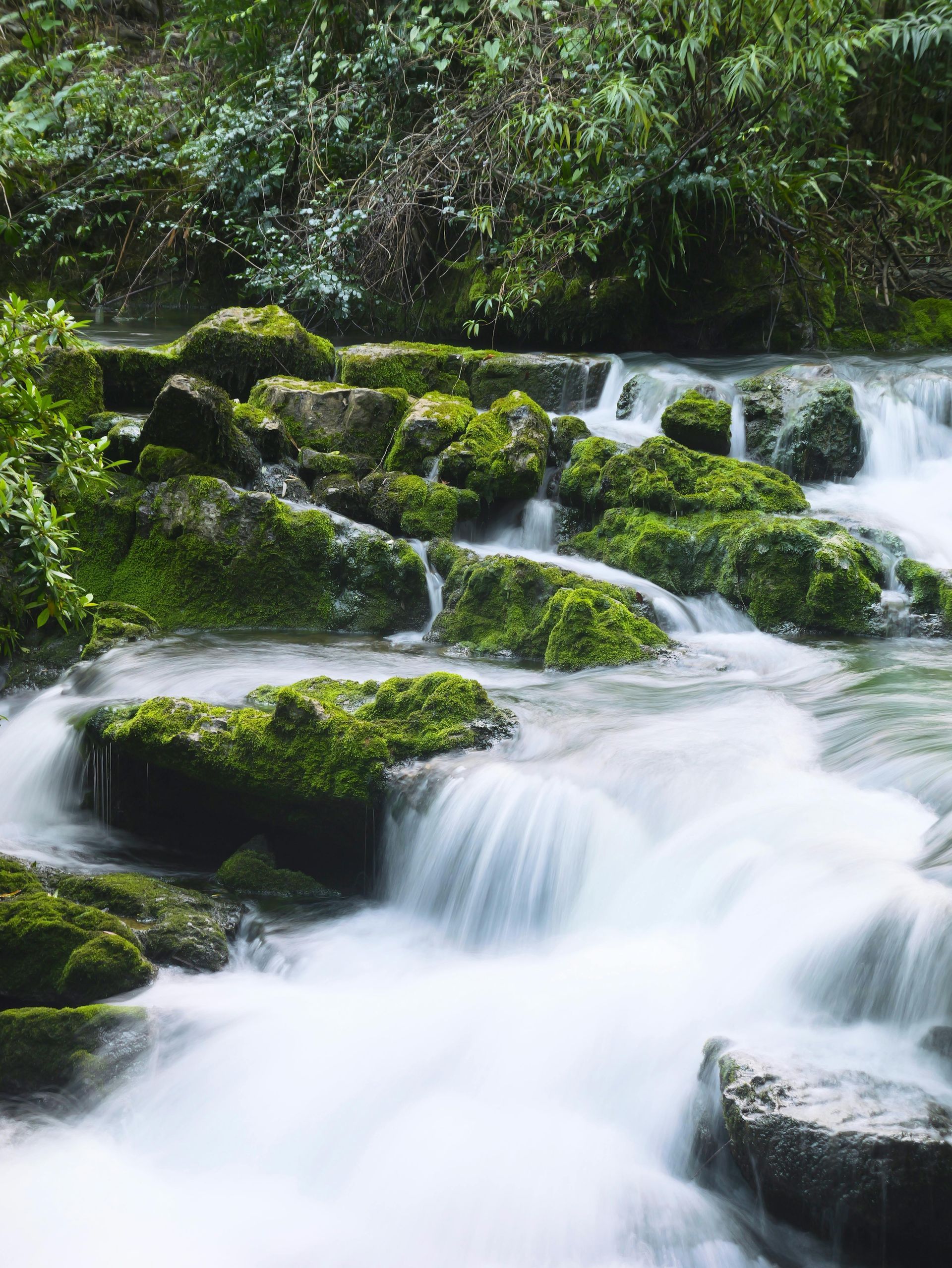 Water finding it's way through rocks