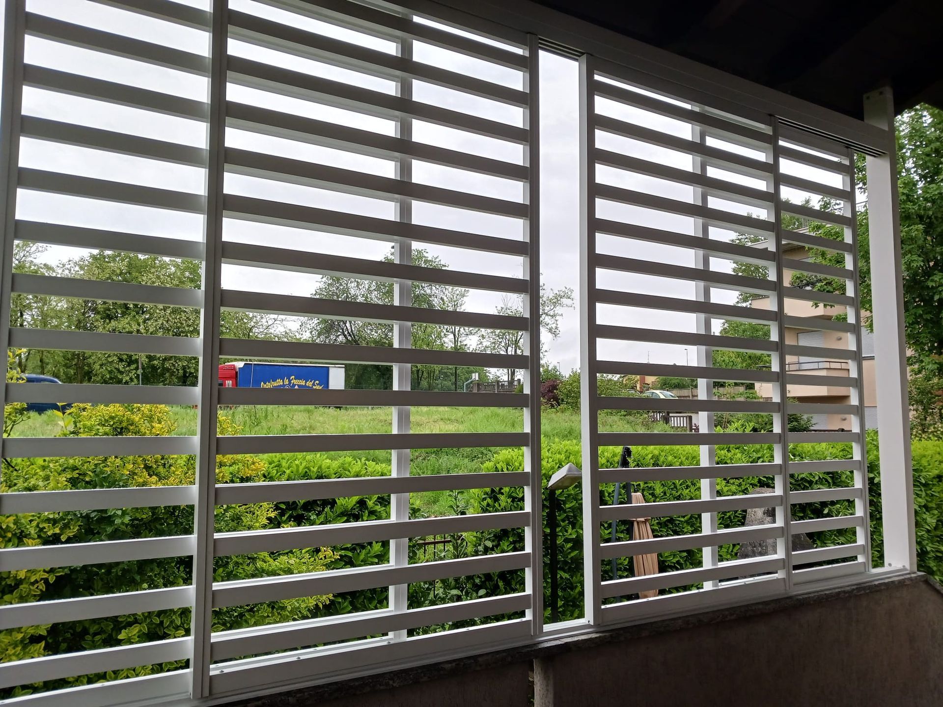 particolare pergola bioclimatica Ciro Garone Asti