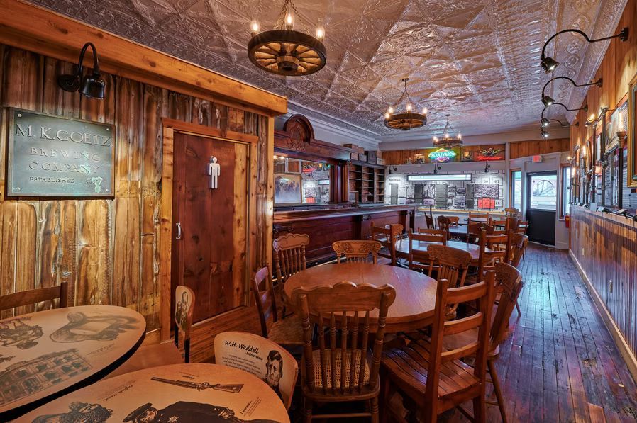 Pony Bar & Goetz Museum