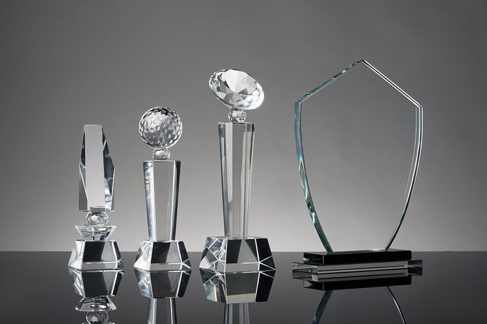 custom glass trophies