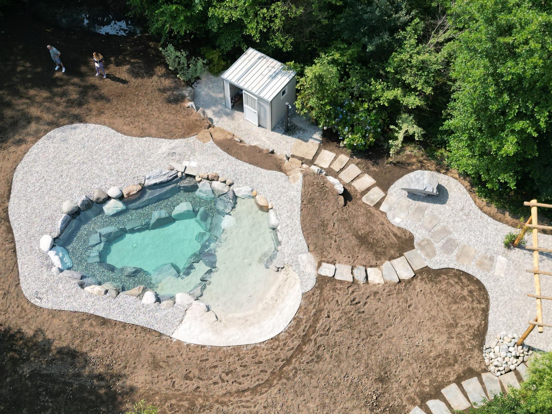piscina alpina naturale realizzata da Rocks Design