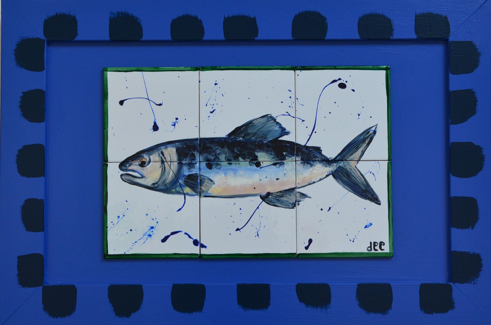 Tegeltableau vis confetti handbeschilderde tegeltjes afgebakken in oven keukendecoratie wanddecoratie keukendesign interieur kleurrijkwonen. tegeltableaus, tegelkunst, tegeltjekunst, wandtegels, handbeschilderde tegels.