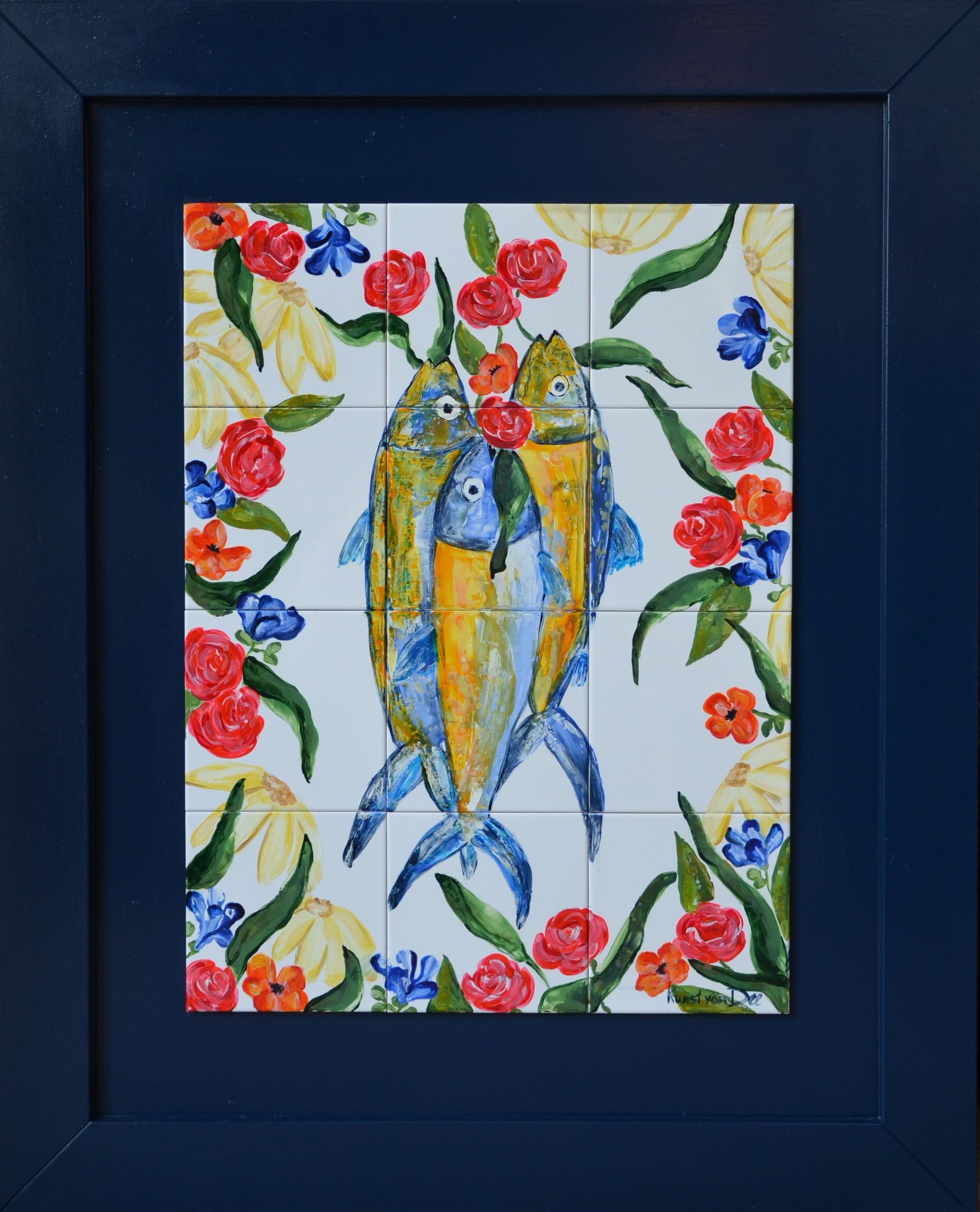 Tegeltableau catch of the day. vissen tussen bloemen klassiek mediterraanse tegelkunst. handbeschilderde tegeltjes afgebakken in oven keukendecoratie wanddecoratie keukendesign interieur kleurrijkwonen. tegeltableaus, tegelkunst, tegeltjekunst, wandtegels, handbeschilderde tegels. 