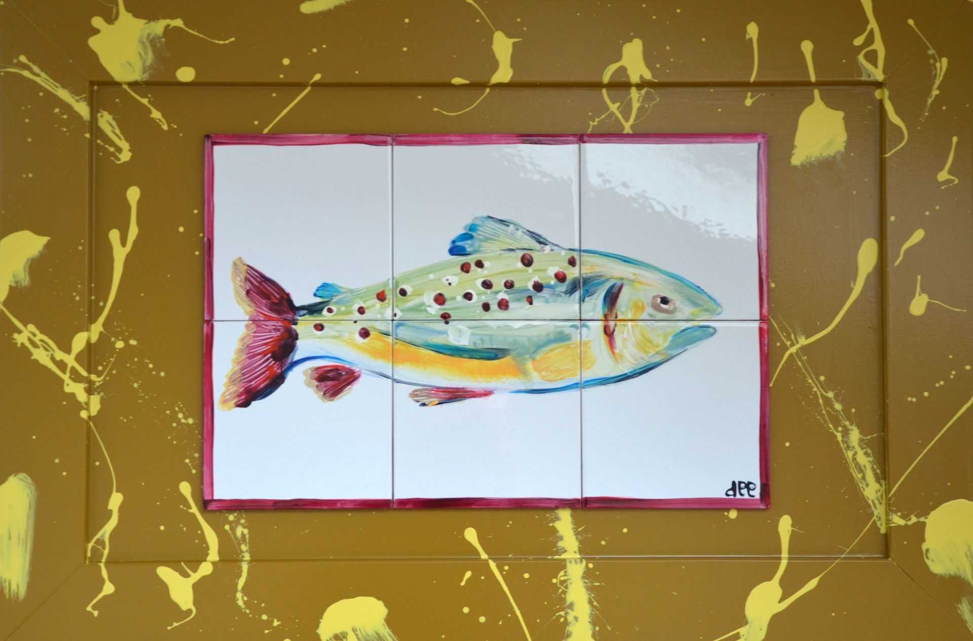 Tegeltableau vis spetters handbeschilderde tegeltjes afgebakken in oven keukendecoratie wanddecoratie keukendesign interieur kleurrijkwonen tegeltableaus, tegelkunst, tegeltjekunst, wandtegels, handbeschilderde tegels. 