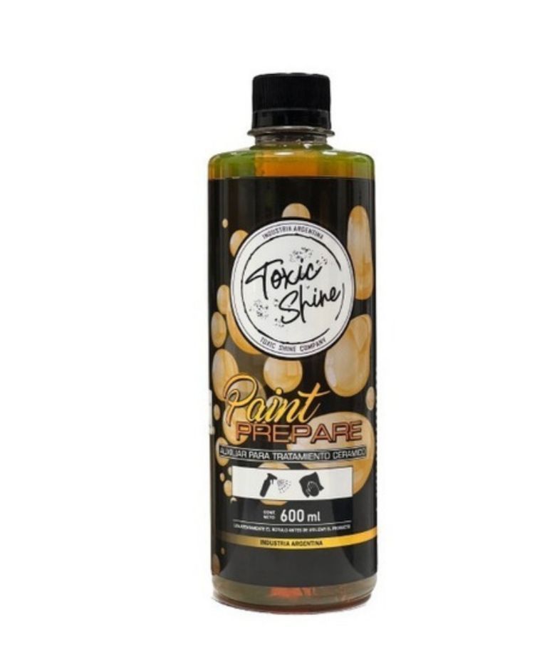 Botella de pintura de brillo tóxico Prepare solución para detalles de automóviles, etiqueta negra y dorada.
