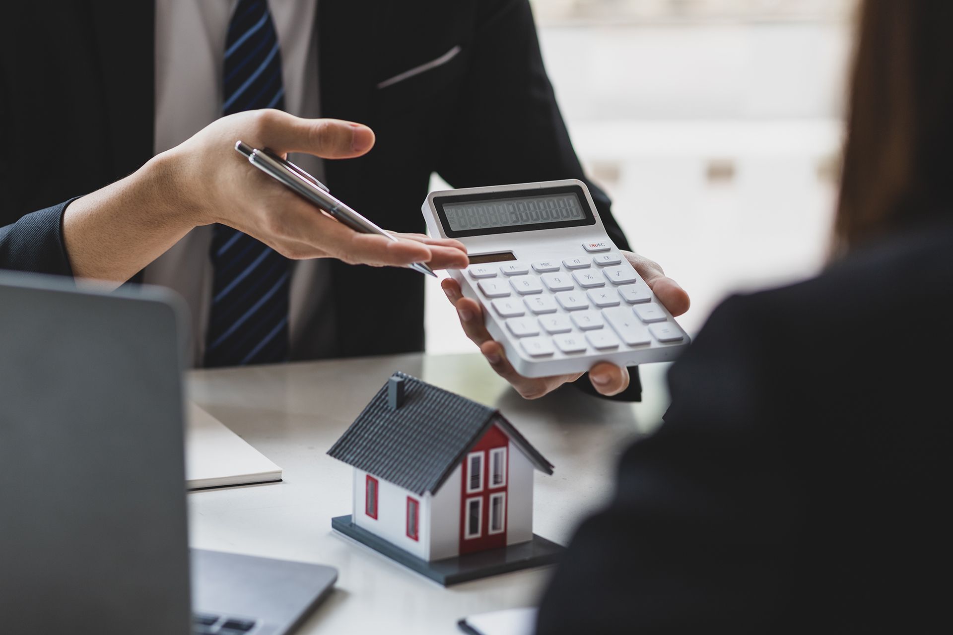 Showing House Price on Calculator