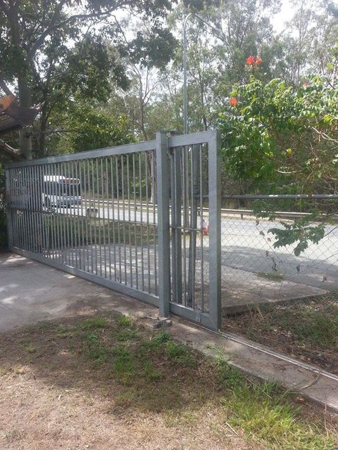 Solar Metal Gate  — Automatic Gates In Brendale,QLD