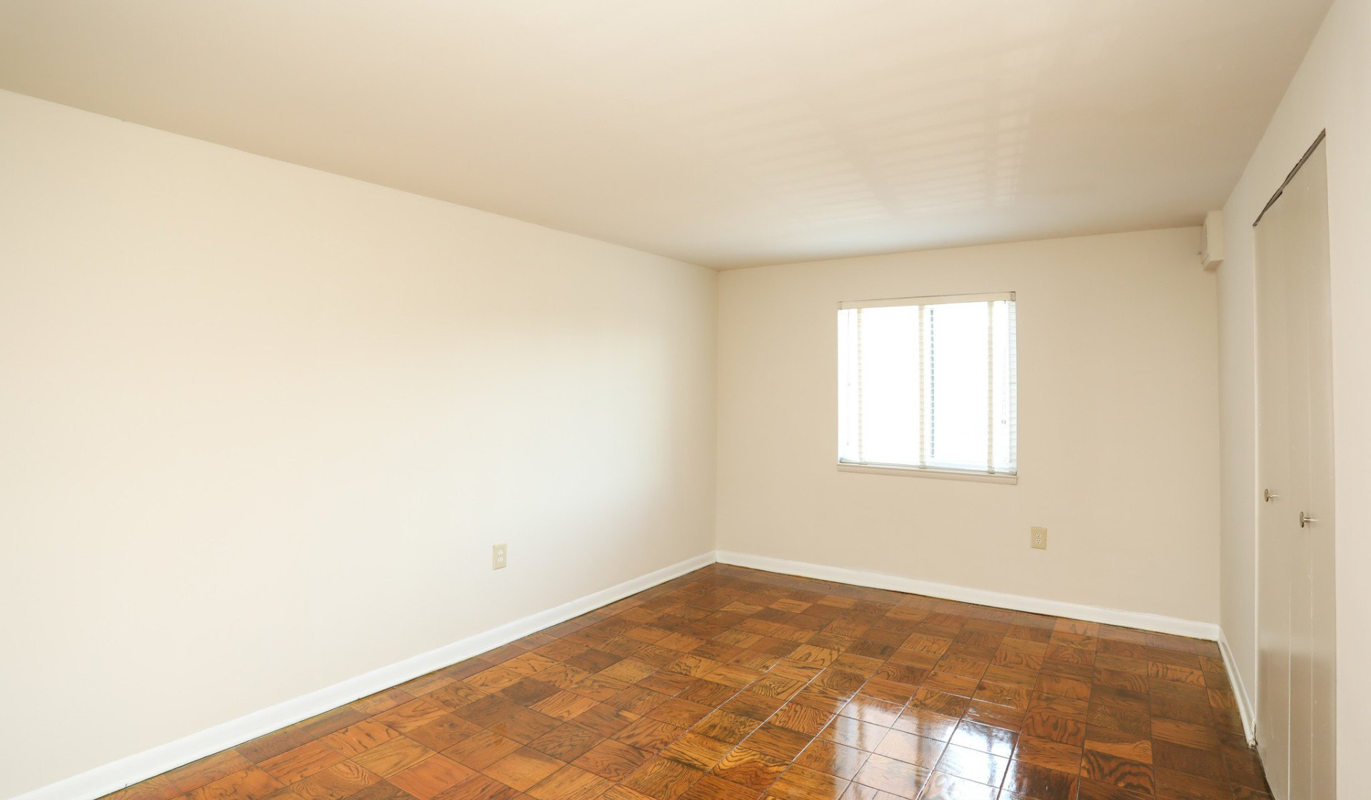 Mallard Courts Rolling Park Management LLC