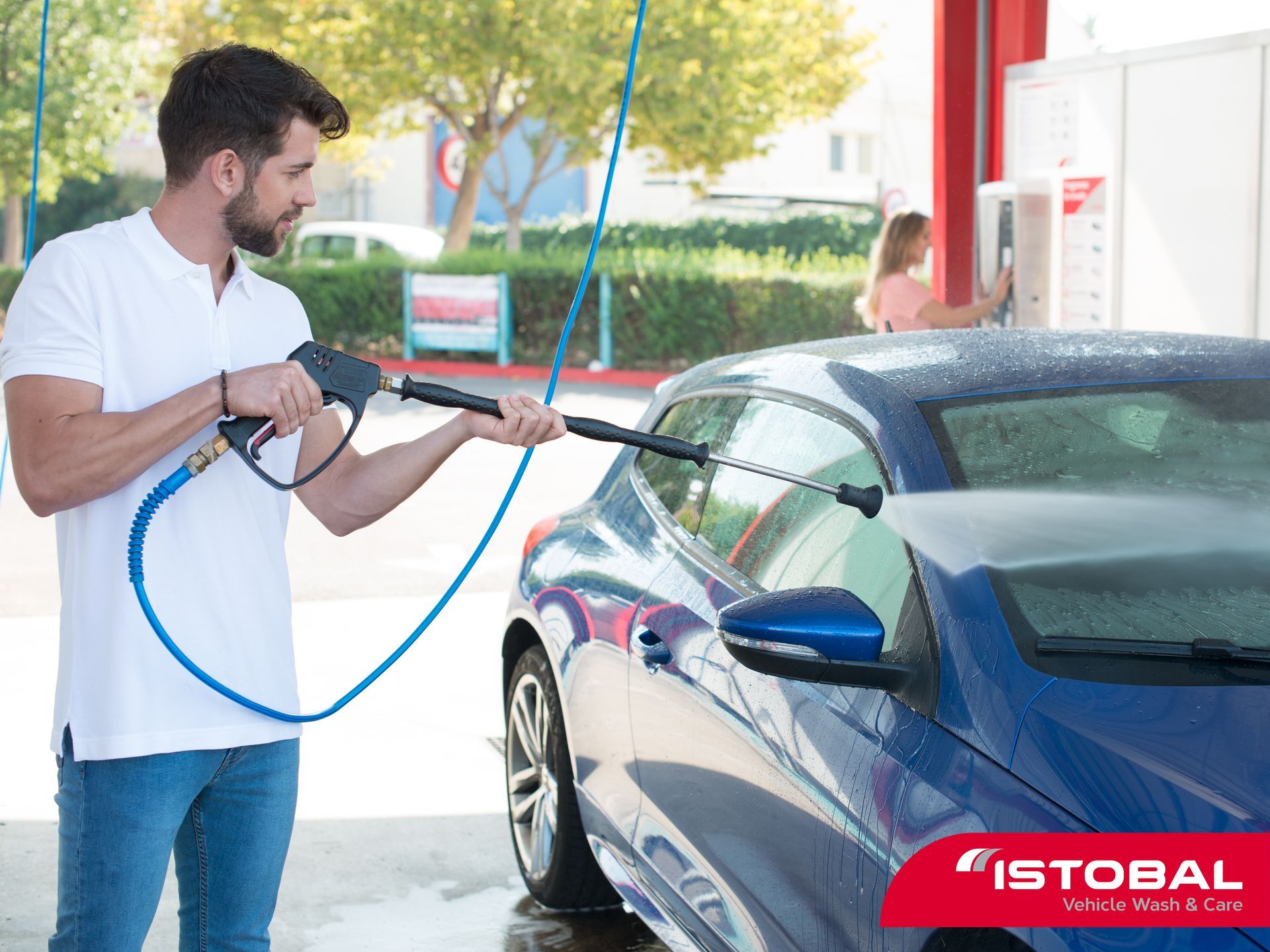 Impianti a piste per auto, moto, furgoni e altro