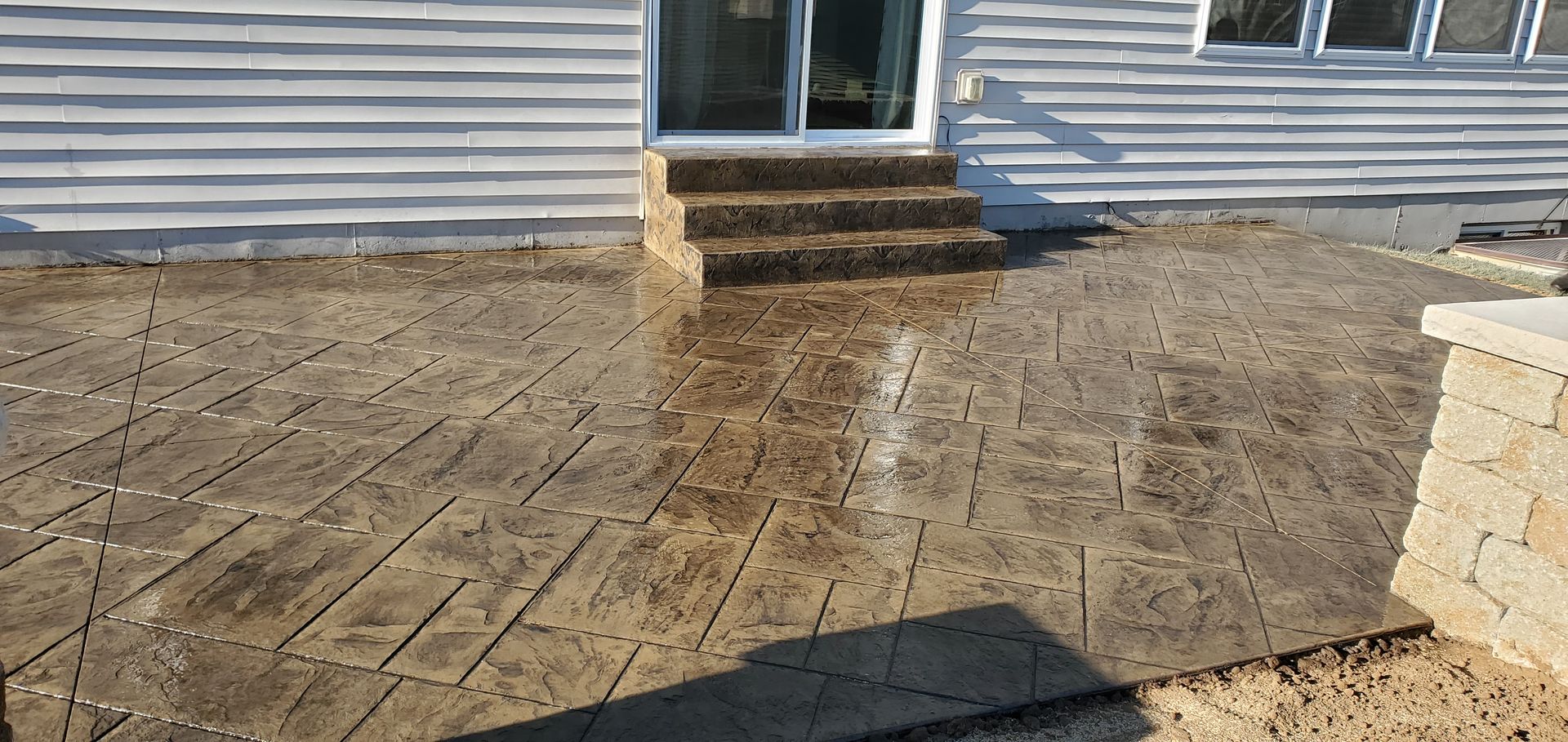 stamped concrete patio in New Melle MO by L & S Concrete STL