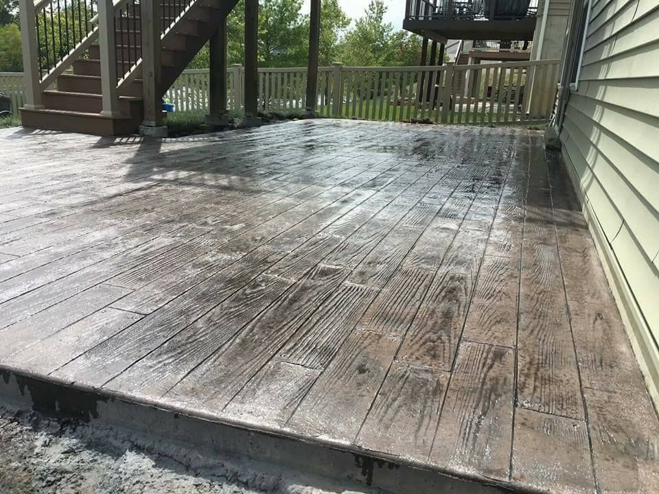 stamped concrete patio wood pattern in St. Louis MO