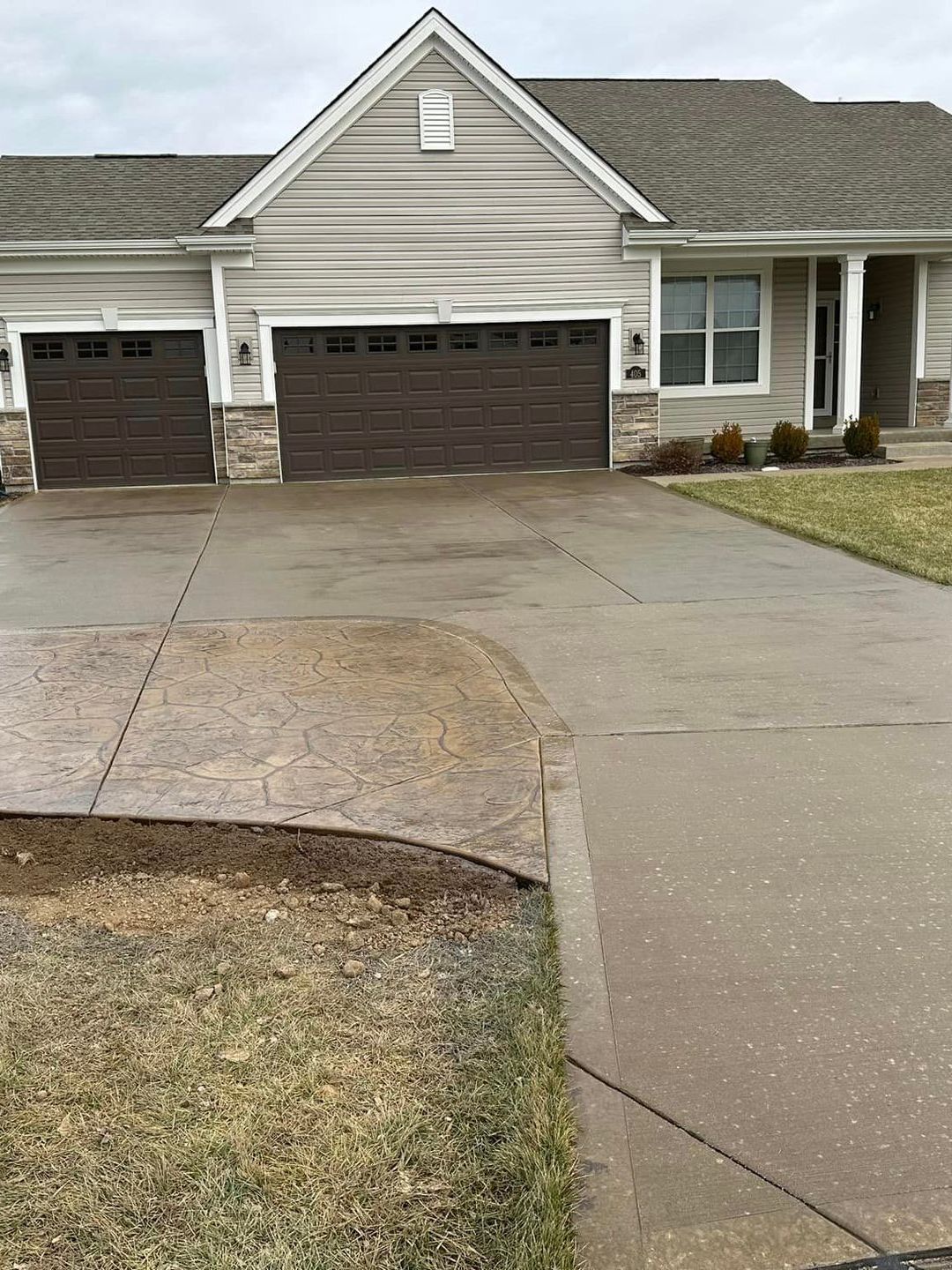 stamped driveway by L & S Concrete STL in Wentzville MO
