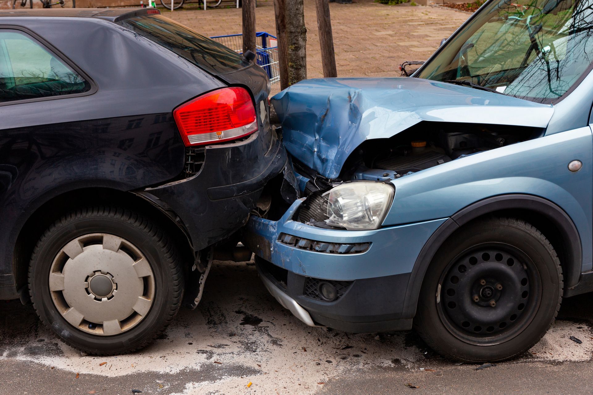 Two cars are involved in a car accident on the side of the road. Rear-ended. Attorney Ernesto Gonzalez in Orlando FL. Article on types of accidents and how to avoid them.