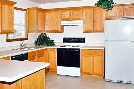 Park-West-Estates-Butler-MO-07-2-kitchen