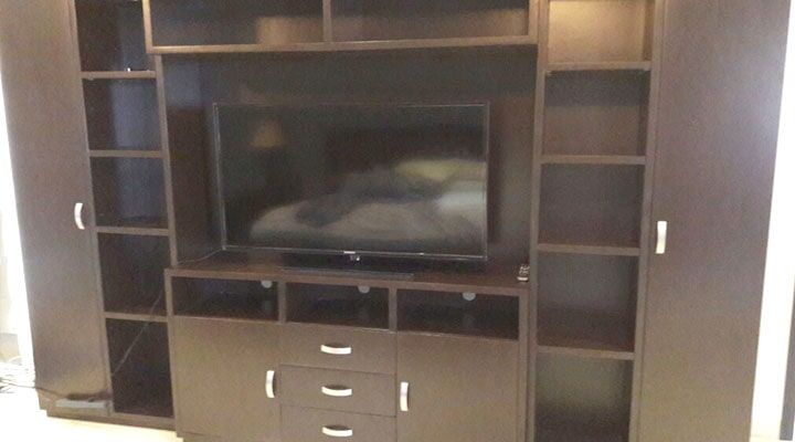 PUERTAS MAJO - MUEBLES DE MADERA