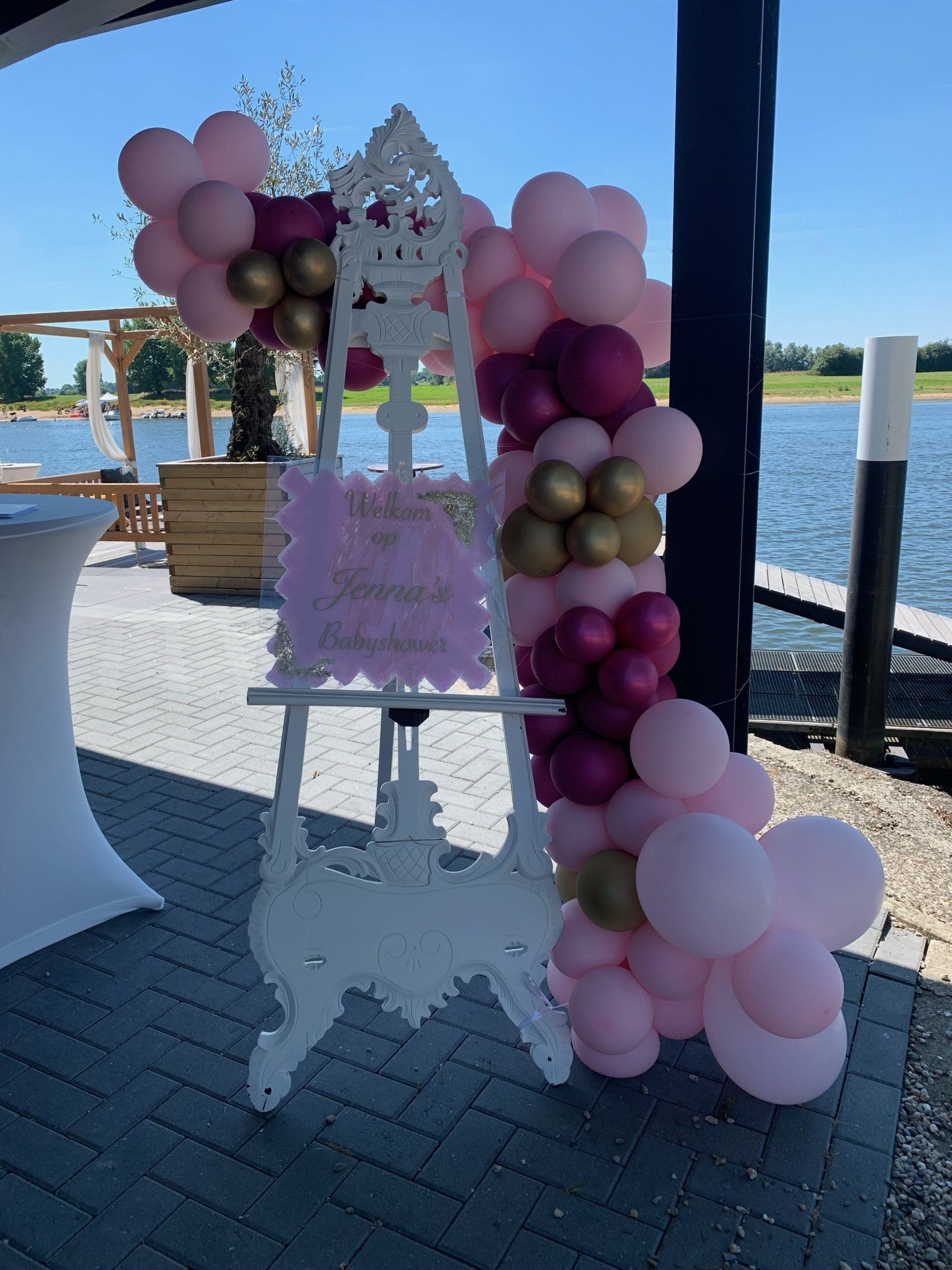 Schildersezel huren in den bosch of omgeving? feest bij keet verhuurt verschillende schildersezels in den bosch brabant.