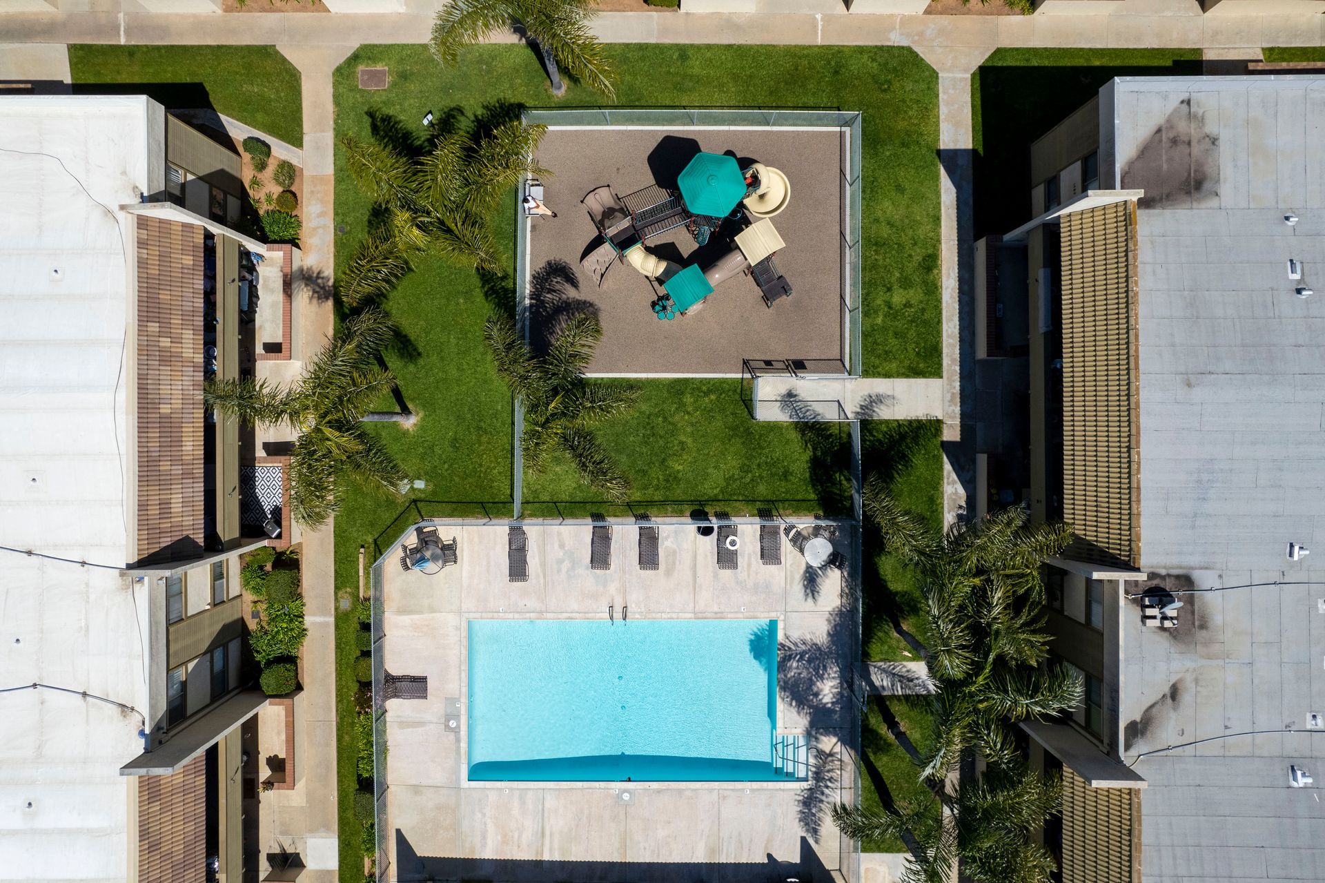 Royal Village Apartments aerial view