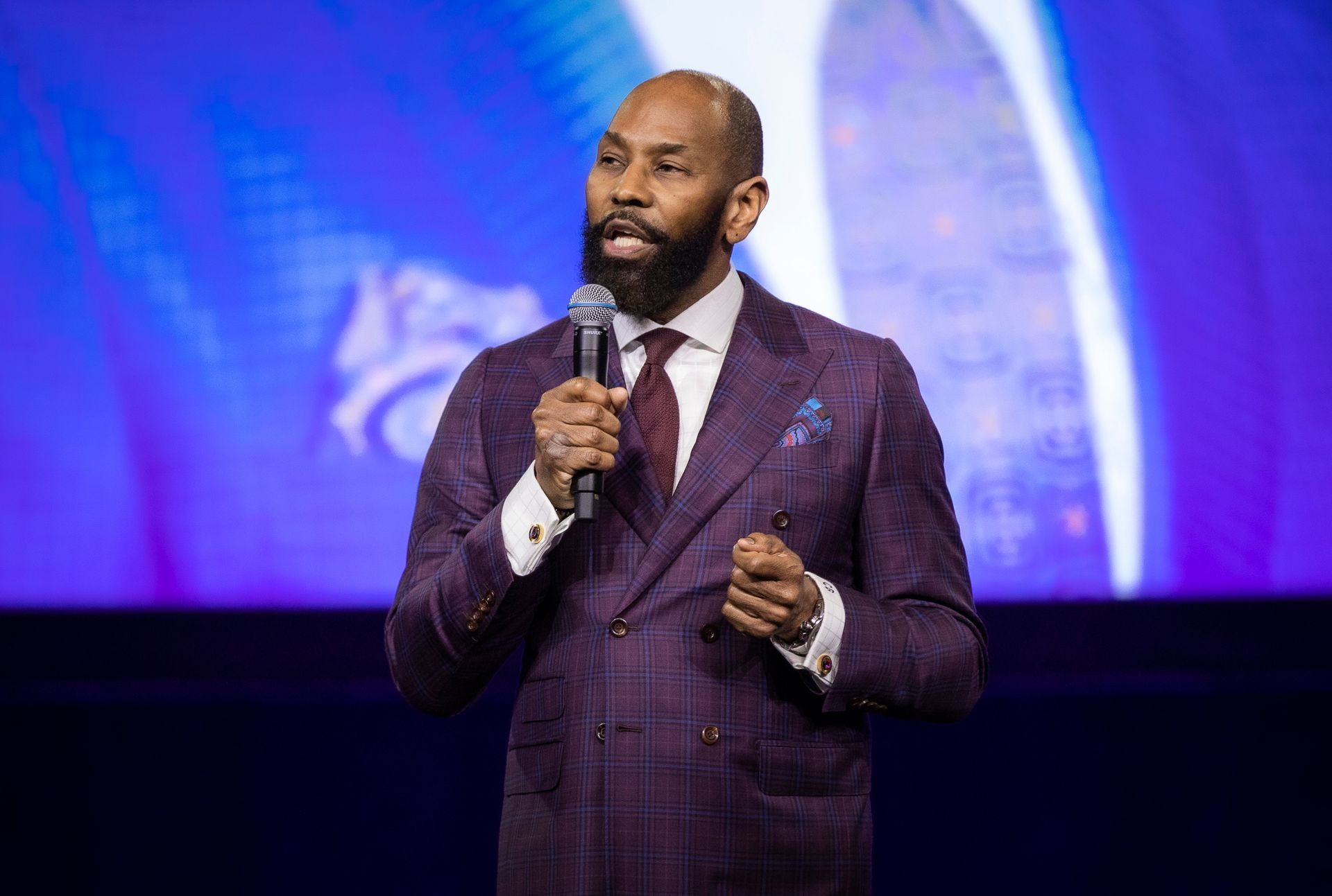 Carl Green Speaking to the Crowd