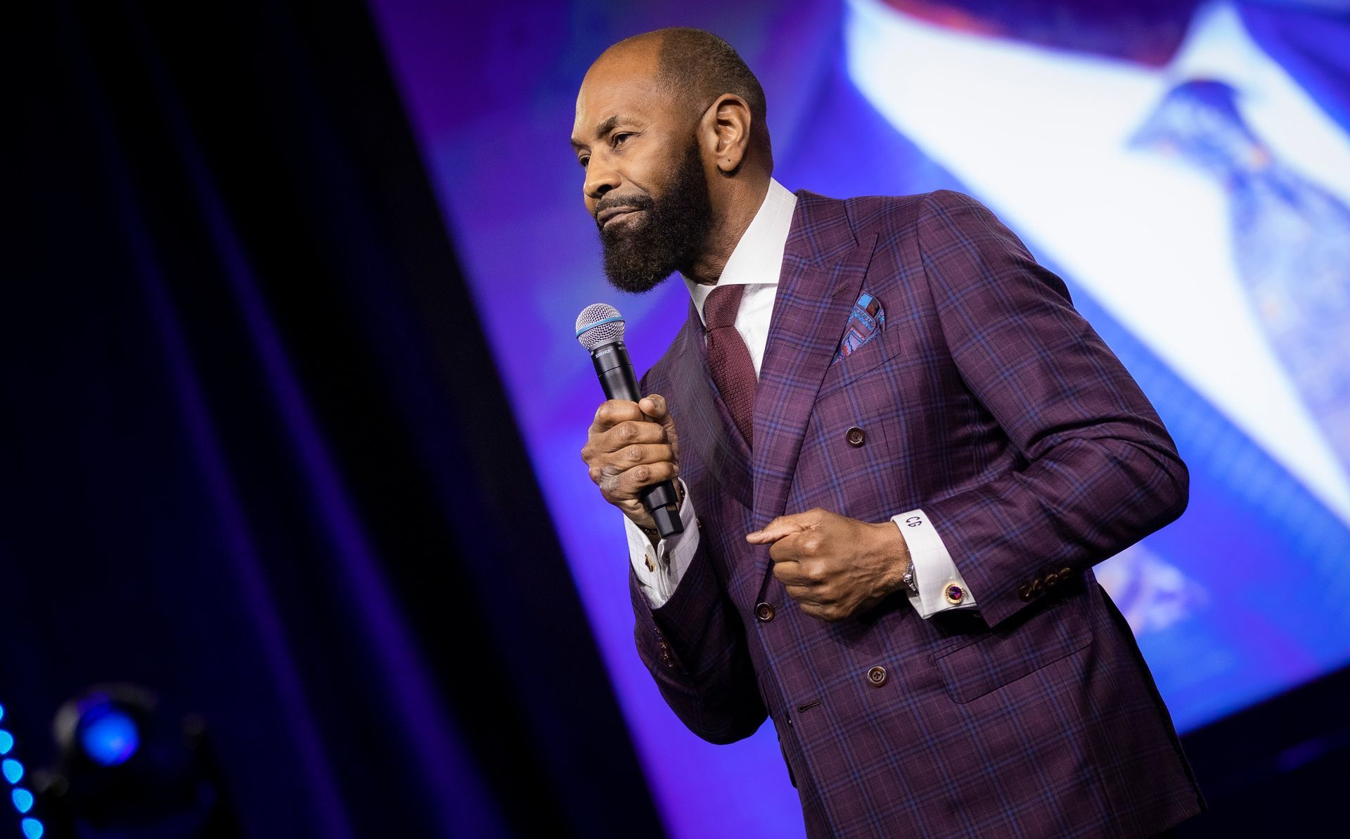 Carl Green Doing a Leadership Training