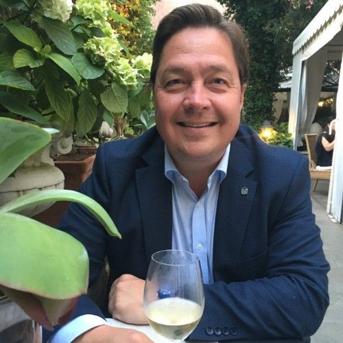 Nico Prinsloo, Commercial Director at Connect Catering, bringing more than 25 years of hospitality, foodservice and contract catering experience